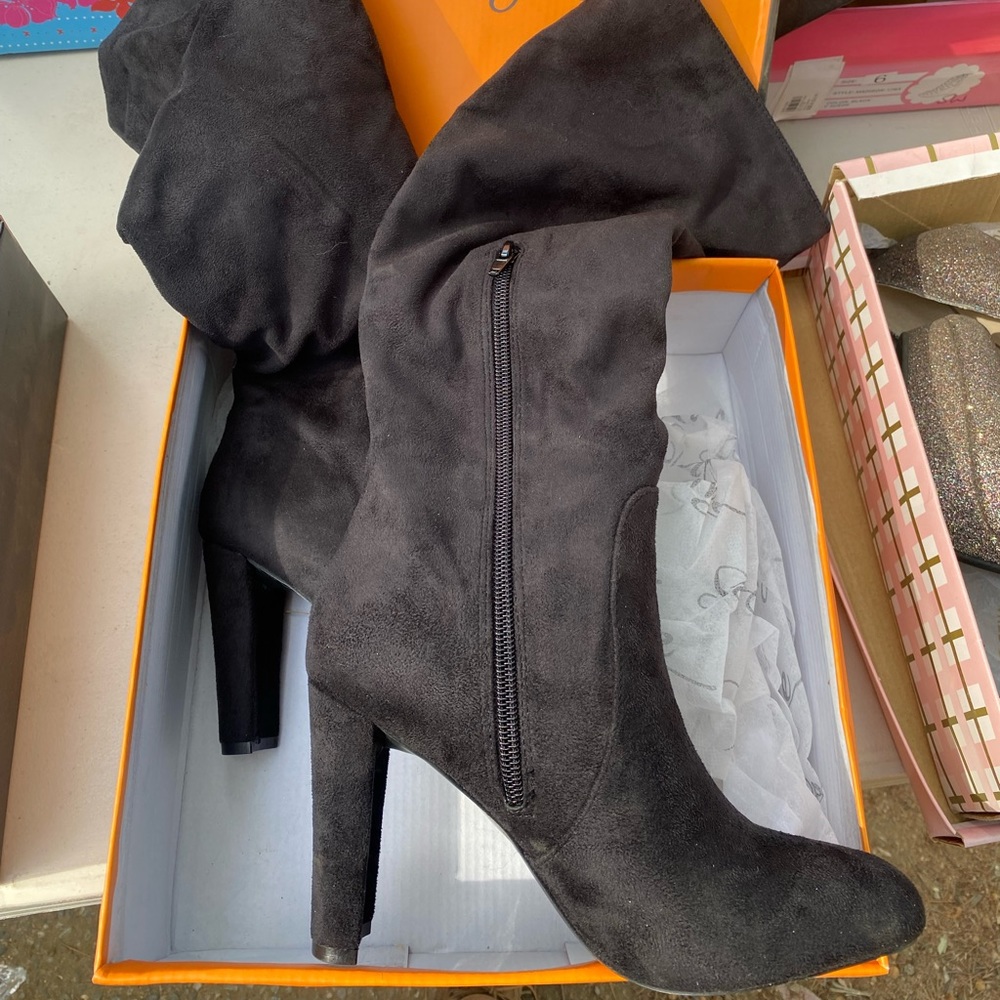 Black Boots